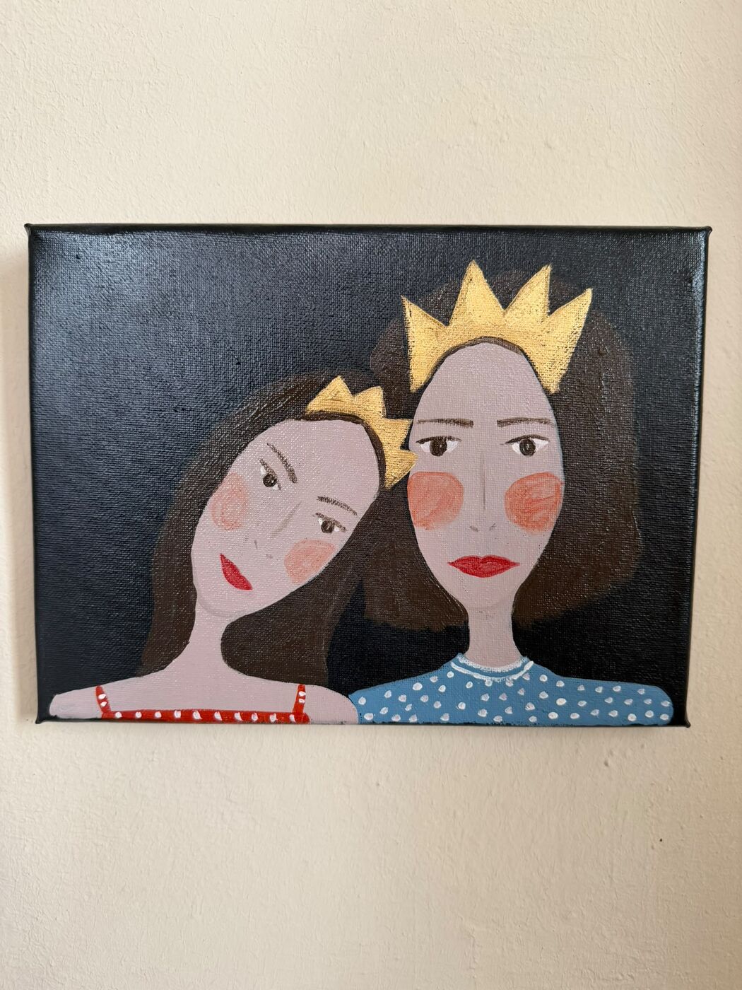 Due donne con la corona — foto 2
